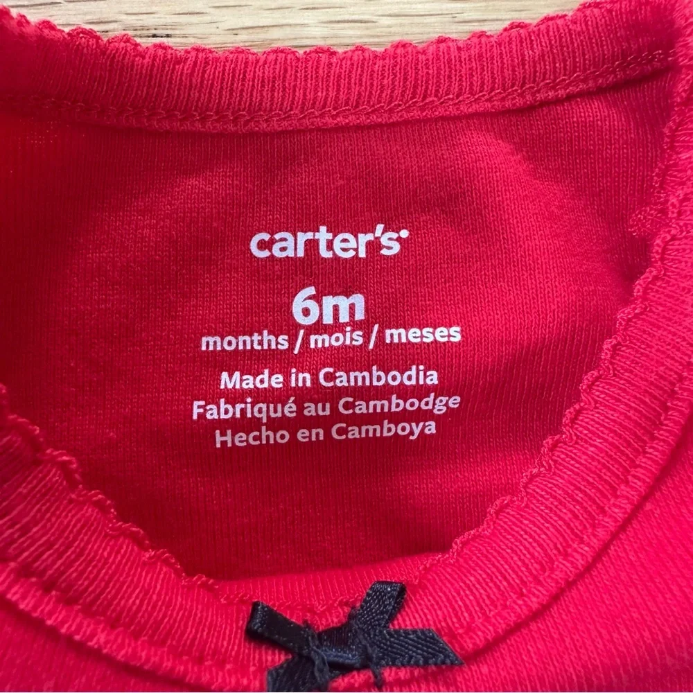 NWT Carter’s Penguin Long Sleeve Onesie 6 Months